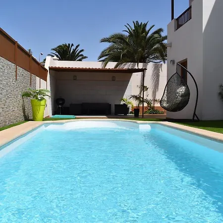 Casa Tilley Private Pool-gym-garden *