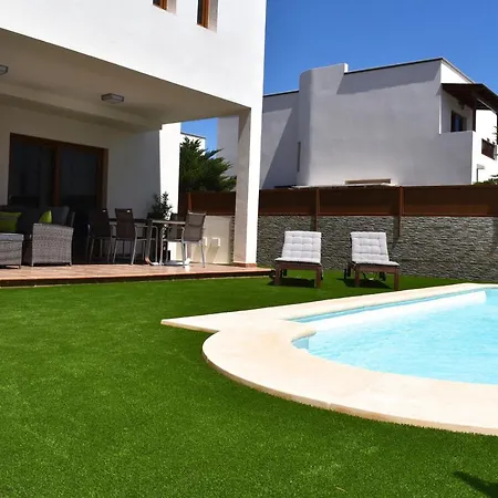 Villa Casa Tilley Private Pool-gym-garden